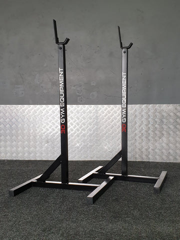 Adjustable squat rack stand